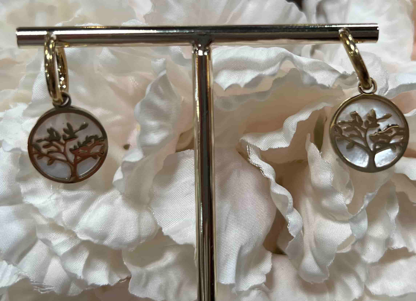 Boucles d'oreilles arbre de vie nacré