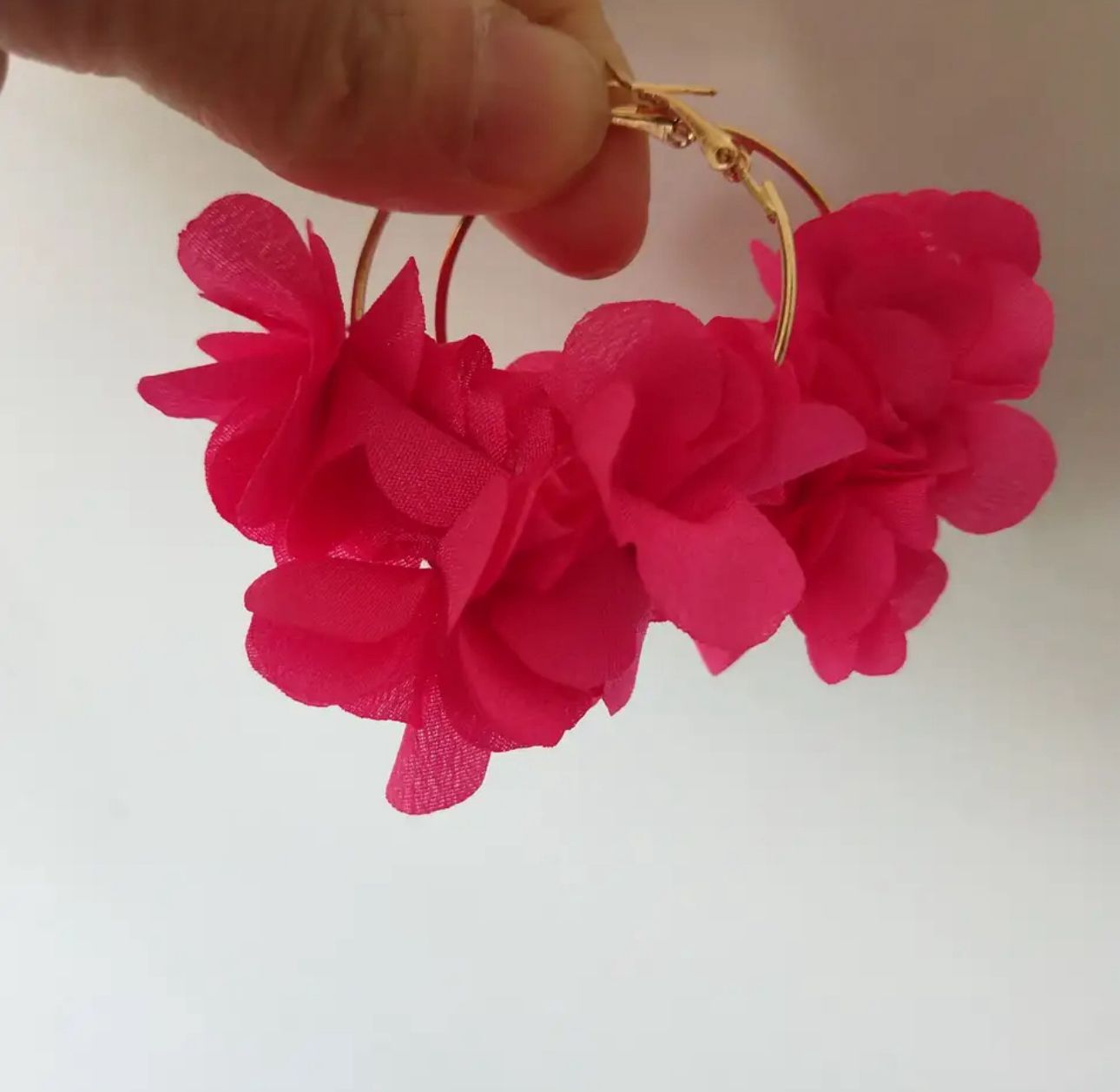 Boucle d’oreille en fleurs