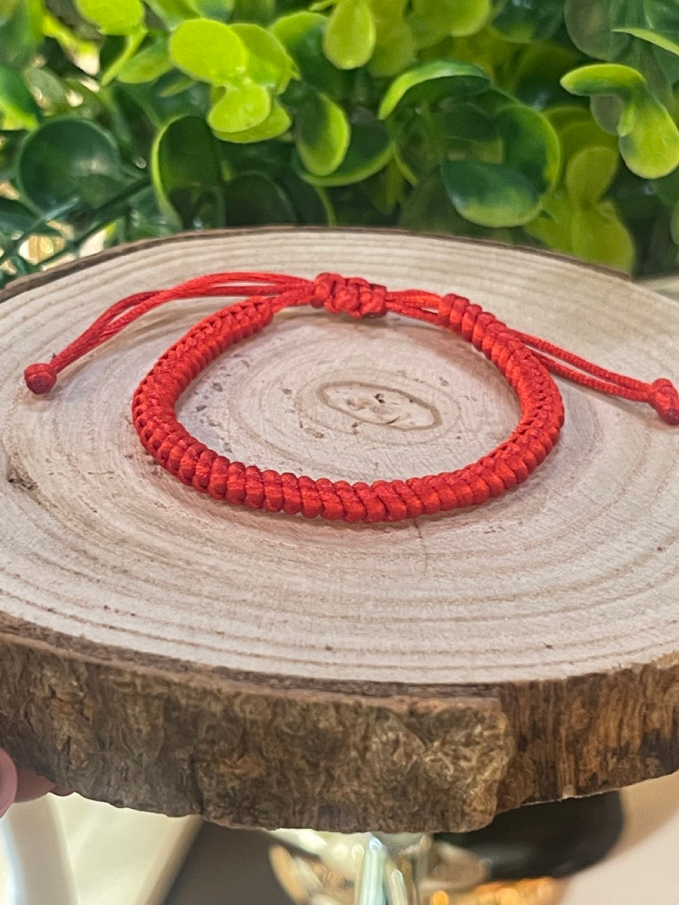 Bracelet rouge de protection