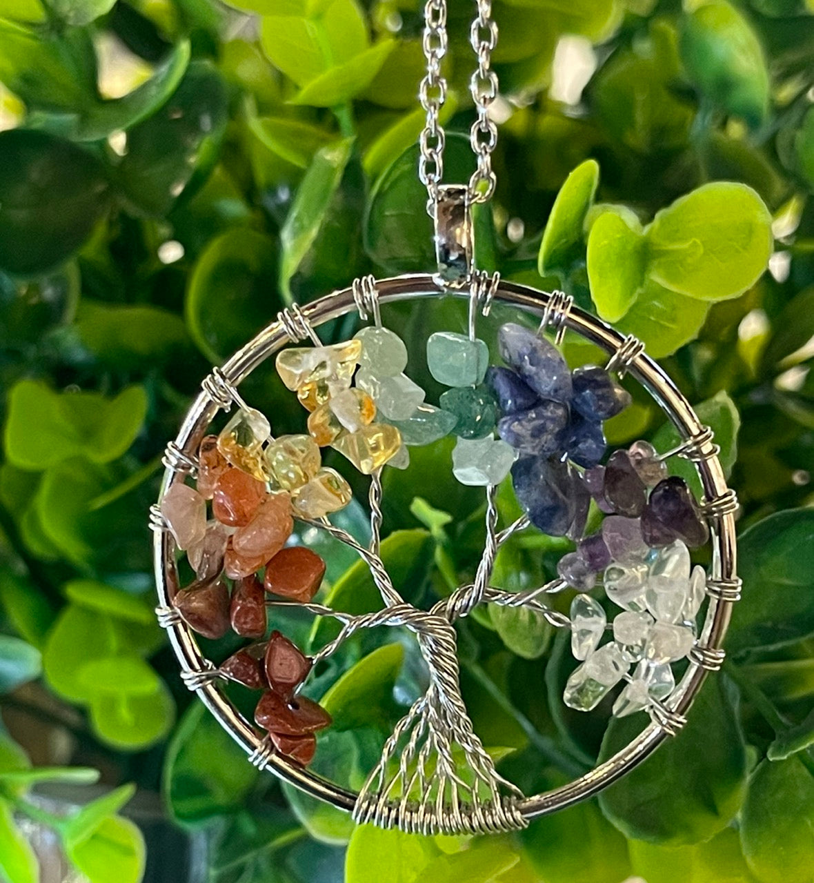 pendentif arbre de vie 7 chakras